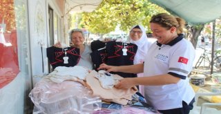 Ayvalıkta ‘Şefkatli Eller İhtiyaç Sahibi Çocukların Bayramlıkları İçin Birleşti