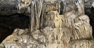 Efsaneleriyle Ünlü 40 Odalı Arılı Mağarası Turizme Açılmayı Bekliyor