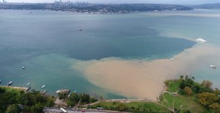 Çamura Bulanan İstanbul Boğazı Havadan Görüntülendi