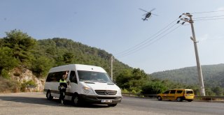 Fethiyede Helikopter İle Havadan Trafik Denetimi