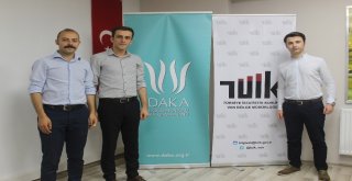 Dakadan ‘R Programlama Dili İle İstatistiksel Veri Analizi Eğitimi