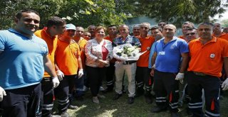 Başkan Pekdaşın İlk Bayramlaşması Çalışanlarıyla