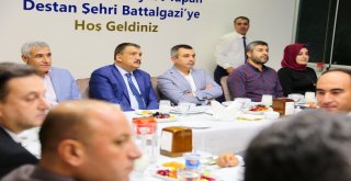 Gürkan, Ak Parti Yeni İl Yönetimi İle Bir Araya Geldi