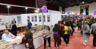 Zonguldak Kitap Fuarı Devam Ediyor