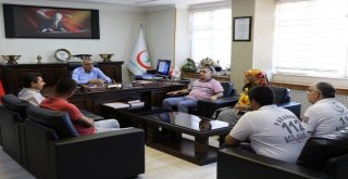 Sağlık Müdürü Öz, 112 Çalışanlarını Tebrik Etti