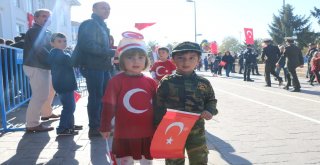 Cumhuriyetin 95. Yılı Sakaryada Coşkulu Törenle Düzenlendi