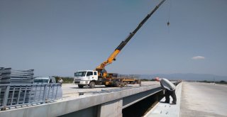 Vali Güvençer, İzmir-İstanbul Otoyolu İnşaatını İnceledi
