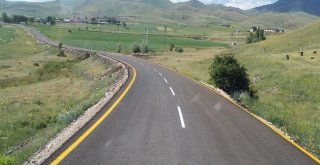 Büyükşehir Güvenli Ve Konforlu Bir Ulaşım Ağı İçin Yol Yapıyor