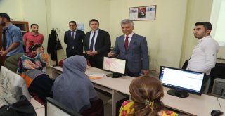 Cizrede Başarılı Kursiyerlere Sertifikaları Dağıtıldı