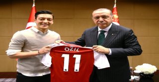 Alman Basınında Mesut Özil Yankıları