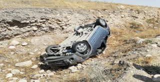 Hasankeyf Yolunda Trafik Kazası: 4 Yaralı
