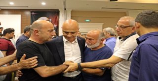 Yanan Fabrikanın Sahibi İle Çalışanları Gözyaşlarına Boğuldu