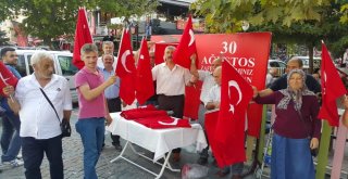 Büyükşehirden Samsunlulara Türk Bayrağı Hediyesi