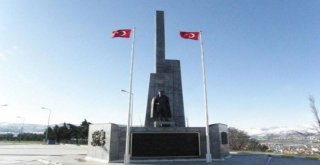 Kuvayi Milliye Şehri Balıkesir, Kendine Yakışan Bir Atatürk Heykeline Kavuşuyor.