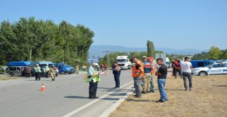 Tokatta Otomobiller Çarpıştı: 1 Ölü, 8 Yaralı