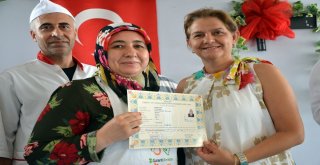 Kebap Ustası Olabilmek İçin Uygulamalı Sınavda Maharetlerini Gösterdiler