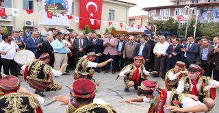 Bakan Kasapoğlu: Baba Ocağı, Ata Ocağı Bizim İçin Önemlidir