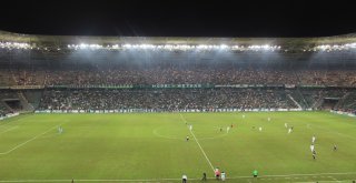 Kocaelispor Yeni Stadında İlk Maçına Çıktı