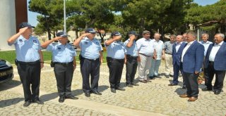 Vali Yazıcı “Egeye Açılan Pencere”