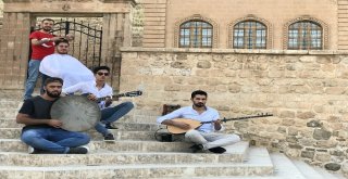 Çılgın Berberden Mardin Manzaralı Tıraş