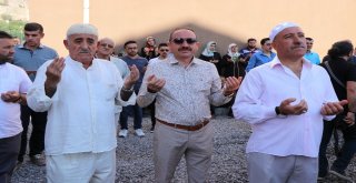 Nevşehirde İlk Hac Kafilesi Dualarla Uğurlandı