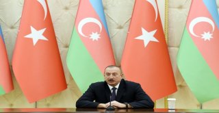 Cumhurbaşkanı Erdoğan, Azerbaycan Cumhurbaşkanı Aliyev İle Bir Araya Geldi