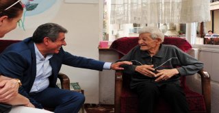 Balçovada Yaşlıları Sevindiren Destek