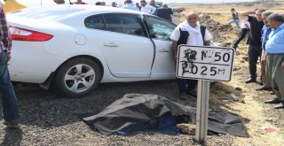 Diyarbakırda Trafik Kazası: 1 Ölü, 2Si Ağır 9 Yaralı