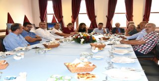 Başkan Sarıkurt Eski Meclis Üyeleri İle Bir Araya Geldi