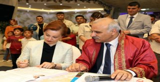 Vali Zorluoğlu Genç Çiftin Nikahını Kıydı