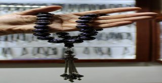 Oltu Taşına Hayat Veren Eller