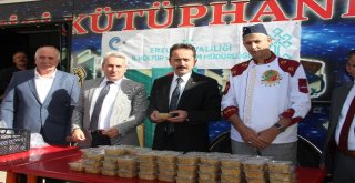 Erzurum İl Kültür Ve Turizm Müdürlüğü Aşure Dağıttı