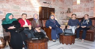 Yaşlılar Bursanın Tarihî Mekânlarını Geziyor