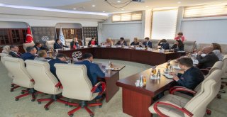 Ab Parlamentosu Heyeti, Başdenetçi Şeref Malkoçu Ziyaret Etti
