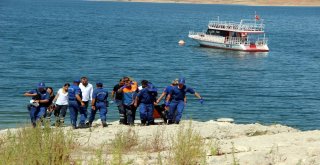 Serinlemek İçin Girdiği Baraj Gölünde Kaybolan Gencin Cesedi Bulundu