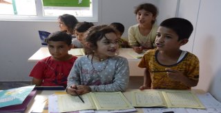 Veliler Bahçeye, Çocuklar Derse