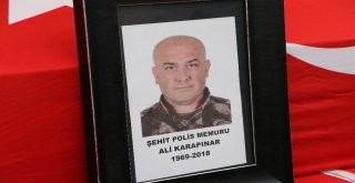 Şehit Özel Harekat Polisi Toprağa Verildi