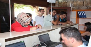 Üniversiteye Geçici ‘Antalya Kart Merkezi Açıldı