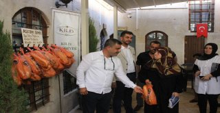 Askıda Ekmek Kampanyası Belediye Konaklarından Start Verildi