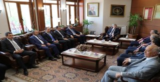 Cumhuriyetin İlk Vilayetinde Zafer Bayramı Coşkusu