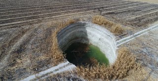 Obruk Sayısı Artıyor, Çevrede Hayat Devam Ediyor