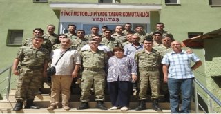 Aileleri Şehitlerin Görev Yaptığı Birlikleri Ziyaret Etti