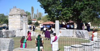 Bakan Ersoy: Aizonai Antik Kentinin Bölge Turizmine Kazandırılması İçin Gerekli Desteği Vereceğiz