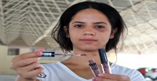 Abla Kardeşe Ruj Değiştirme Dayağı İddiası