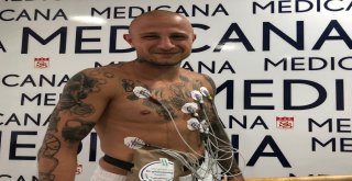 Sivassporda 3 Futbolcu Sağlık Kontrolünden Geçti