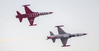 Türk Yıldızlarından Nefes Kesen Prova Uçuşu