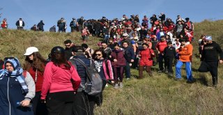 Cumhuriyet Bayramını Doğa Yürüyüşü İle Kutladı