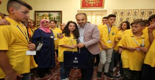 Başkan Aktaş Üsküplü Gençlere Bursayı Tanıttı