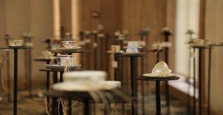 Dünyanın Kahve Kültürünü Yansıtan Antika Fincanlara Yoğun İlgi