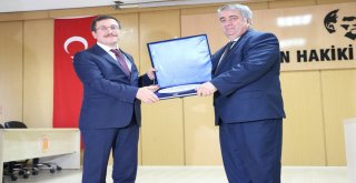 Başbakanlık Danışmanı Subaşı Malatyada Konferans Verdi